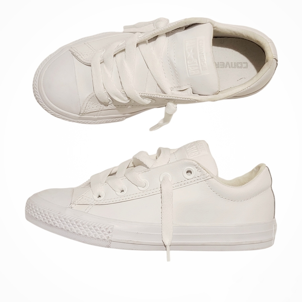 Converse |Chuck Taylor White Leather AllStar Slip-on Lace up Sneaker Size 2